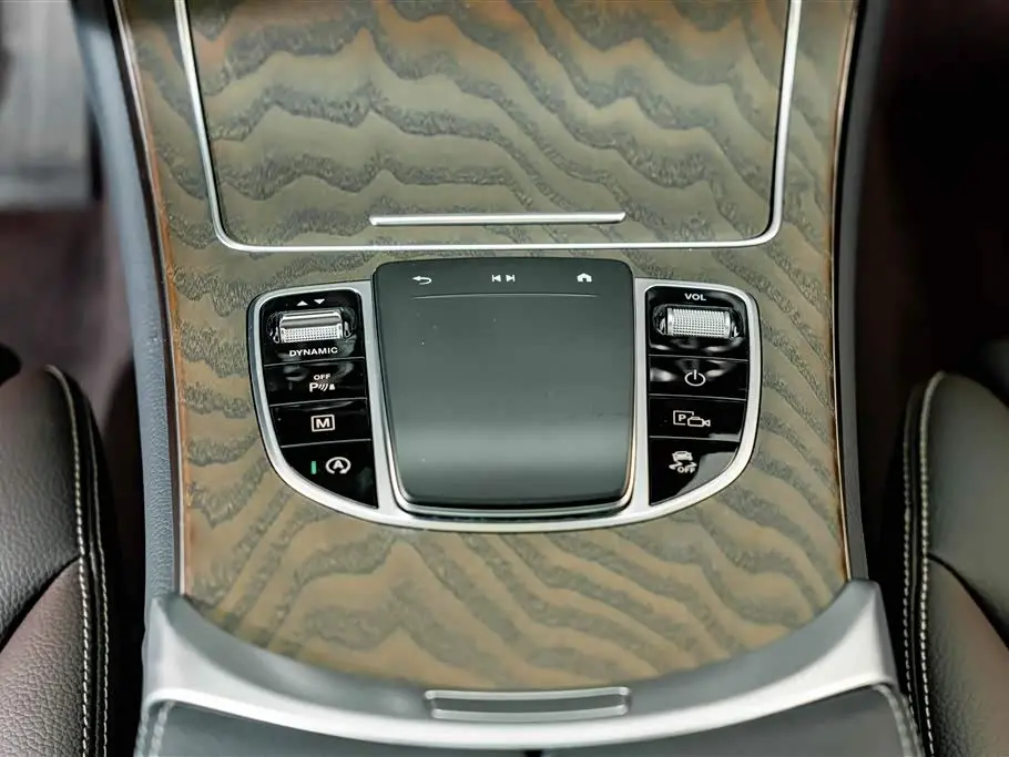 Mercedes-Benz GLC 2023 — Фото 14/20
