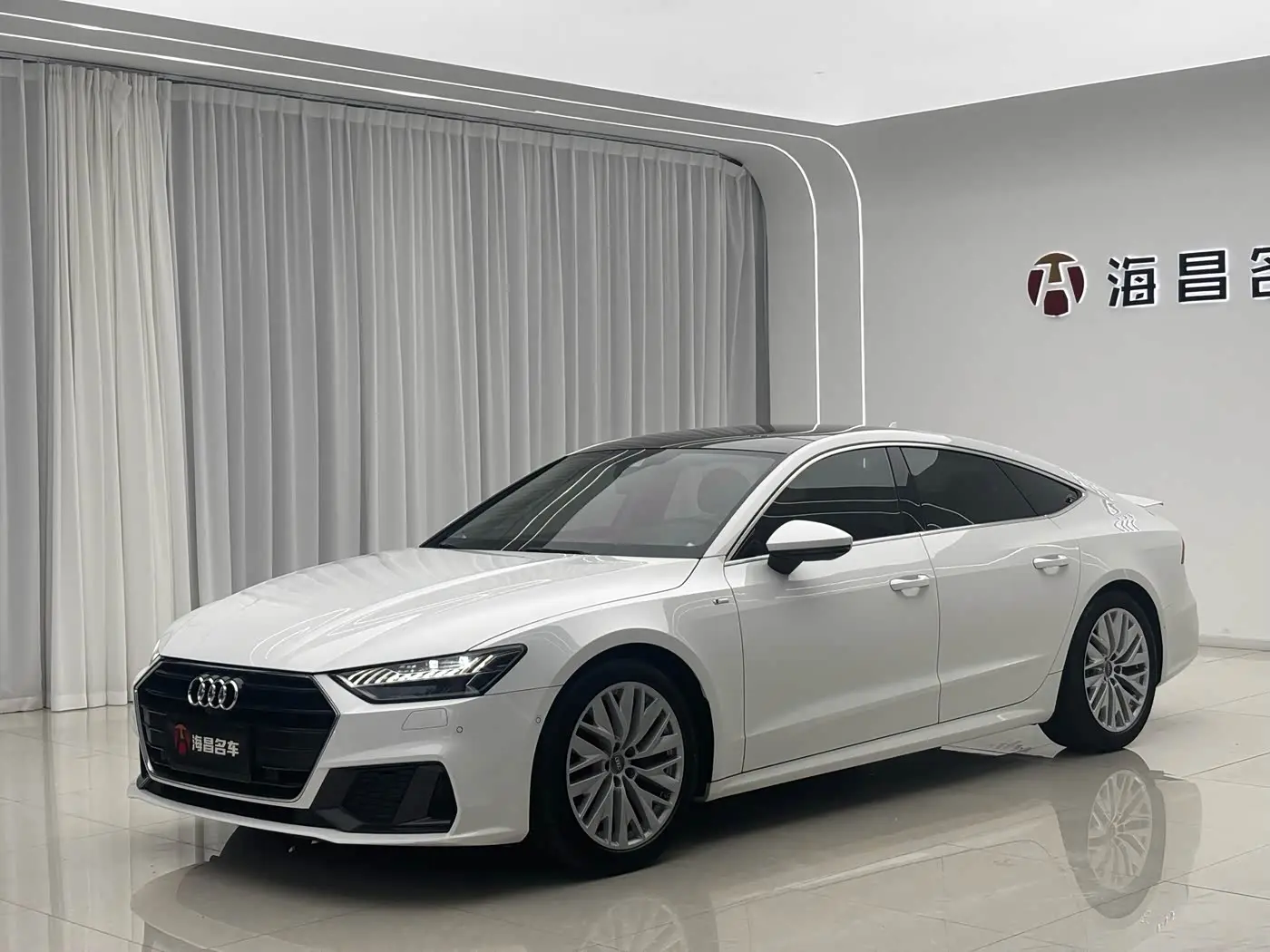 Audi A7 2020 — Photo 3/15
