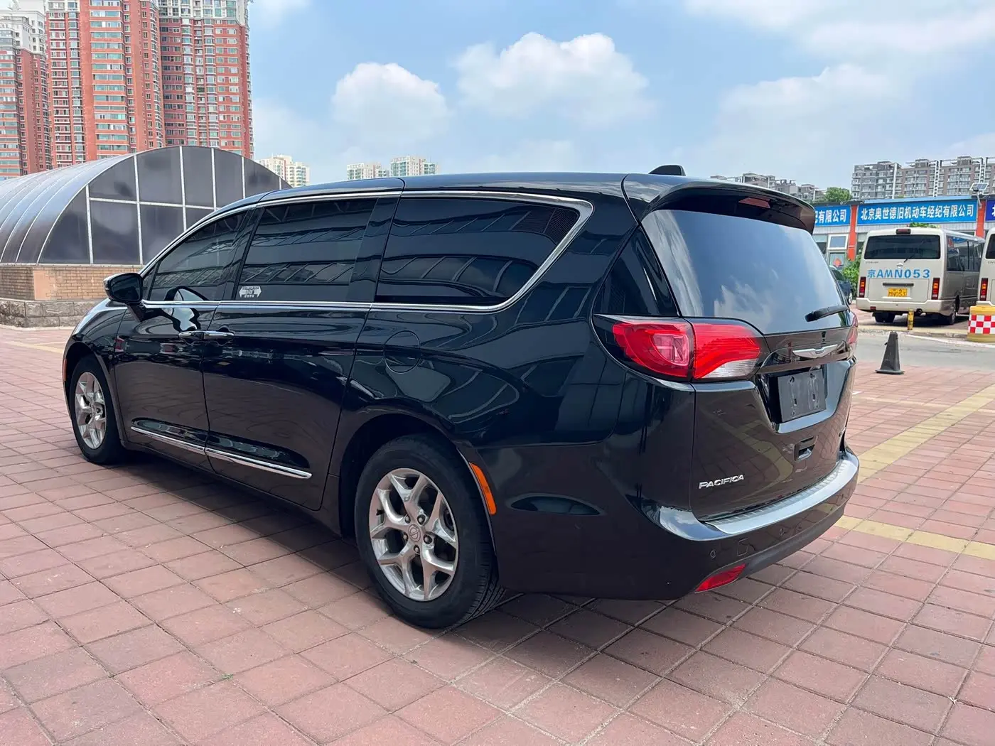 Chrysler Grand Voyager 2019 — Фото 6/20