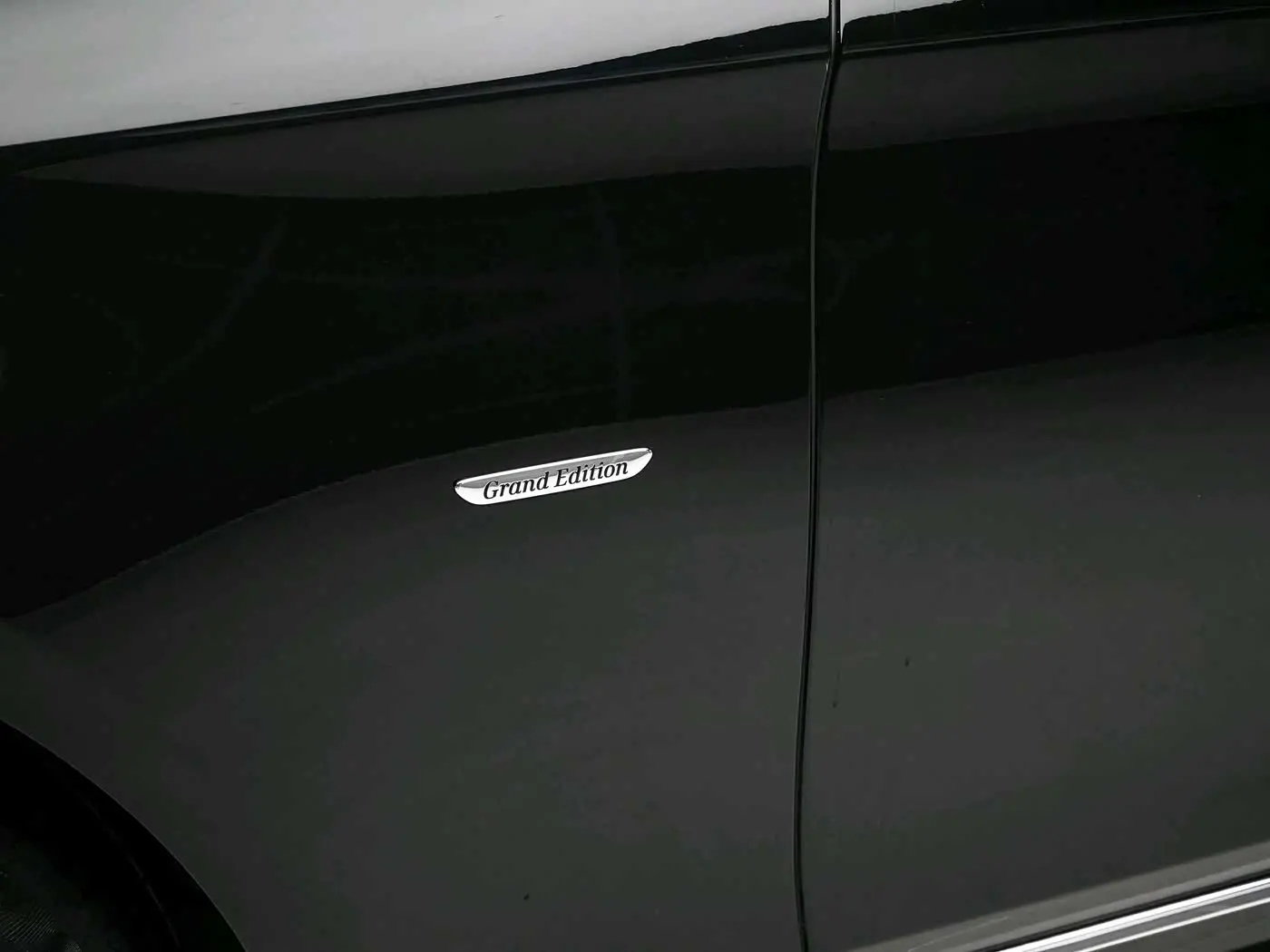 Mercedes-Benz S-Class 2020 — Photo 5/17