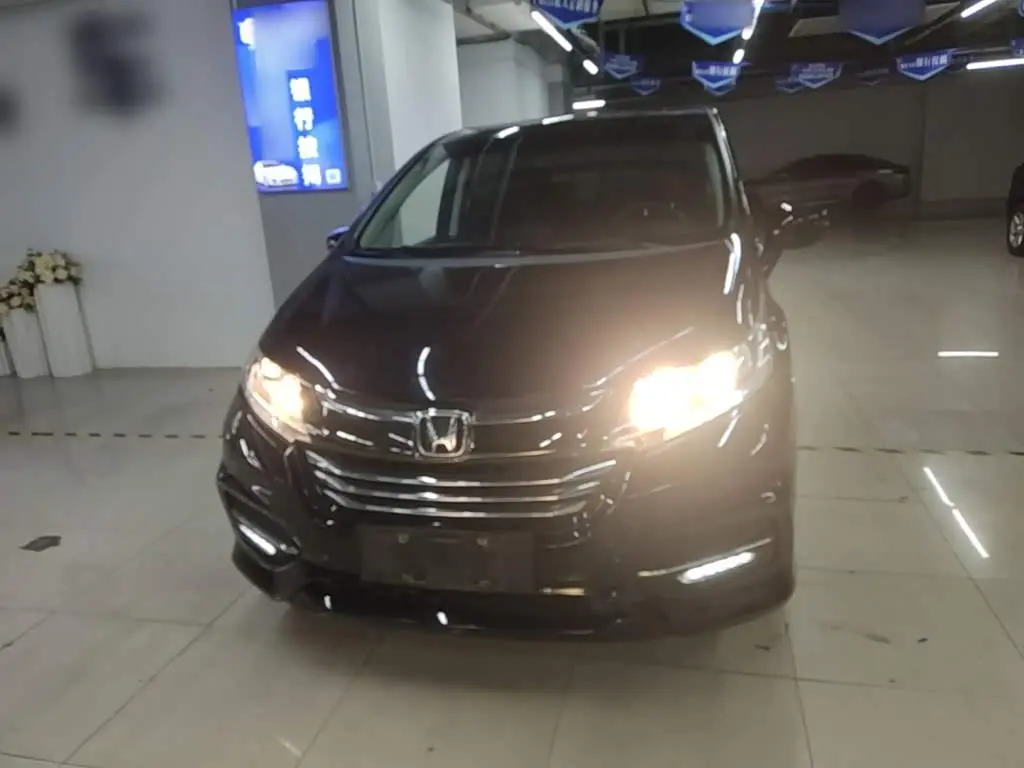 Honda Odyssey 2019 — Şəkil 3/20