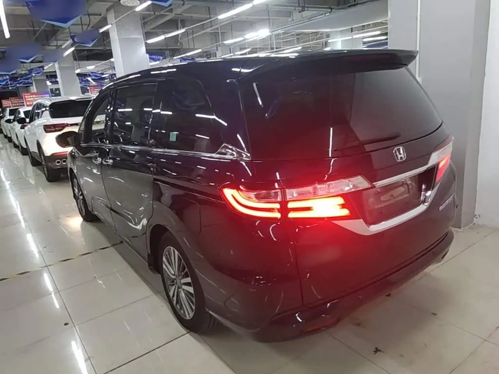 Honda Odyssey 2019 — Şəkil 5/20