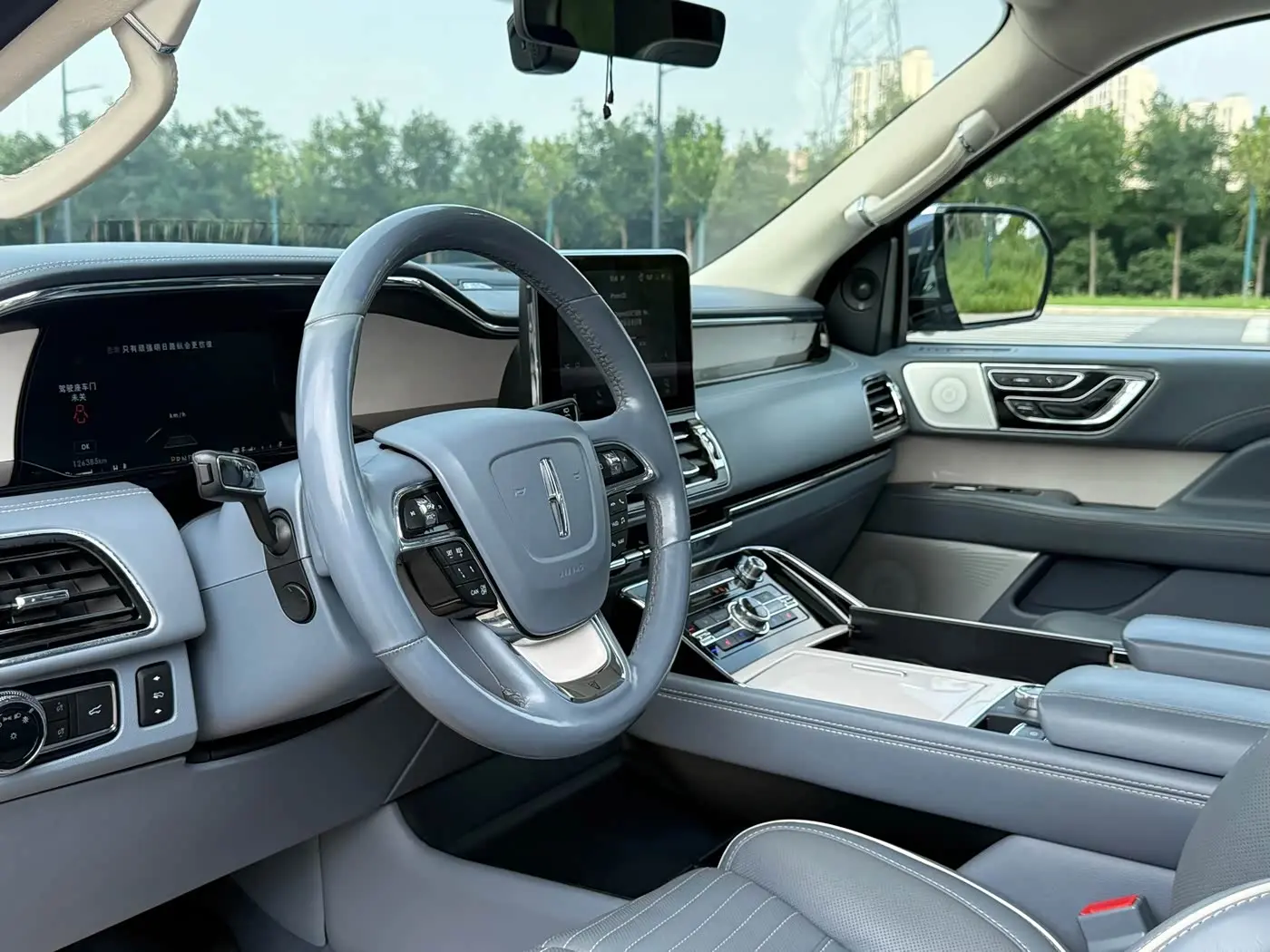 Lincoln Navigator 2020 — Şəkil 5/14