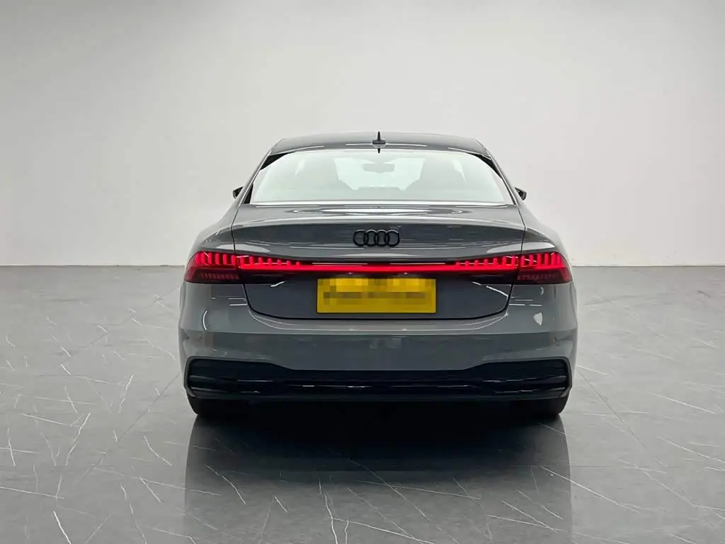 Audi A7L 2023 — Photo 5/20