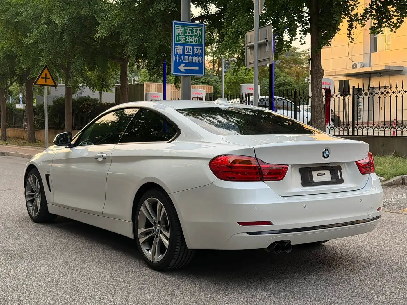 BMW 4 Series 2016 — Фото 5/20