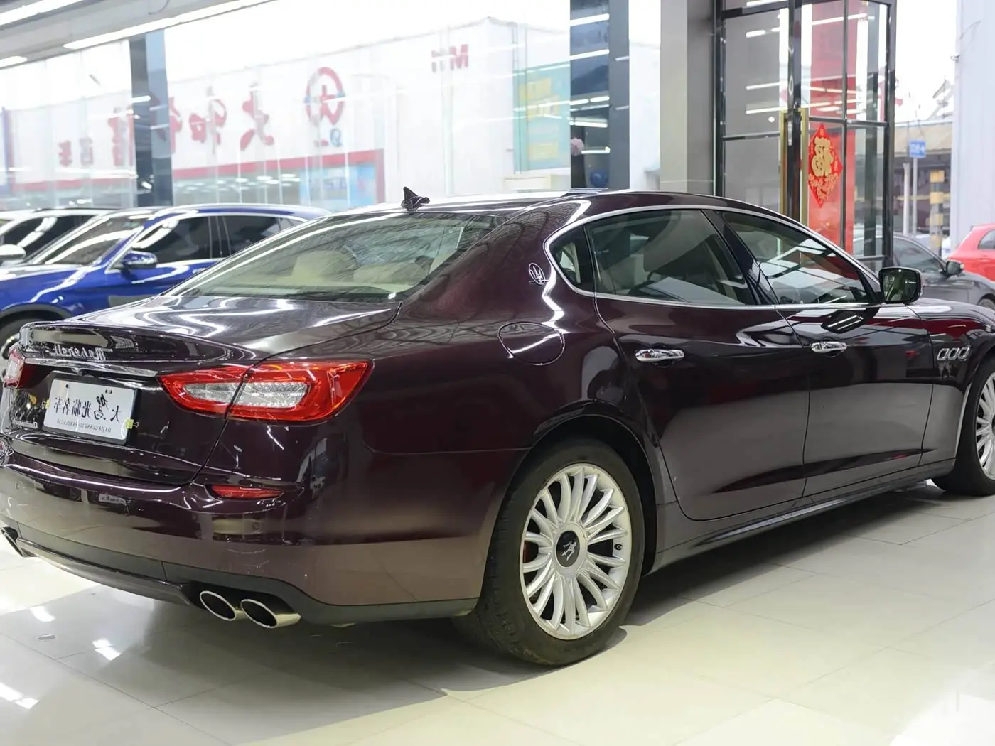 Maserati Quattroporte 2014 — Фото 4/20