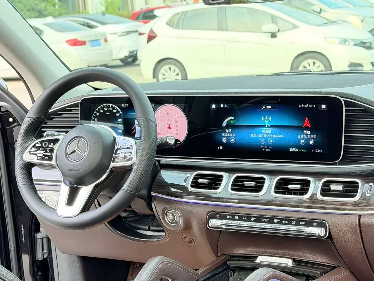 Mercedes-Benz GLE 2020 — Photo 5/9