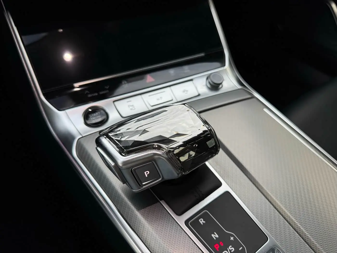 Audi A7 2023 — Photo 17/18