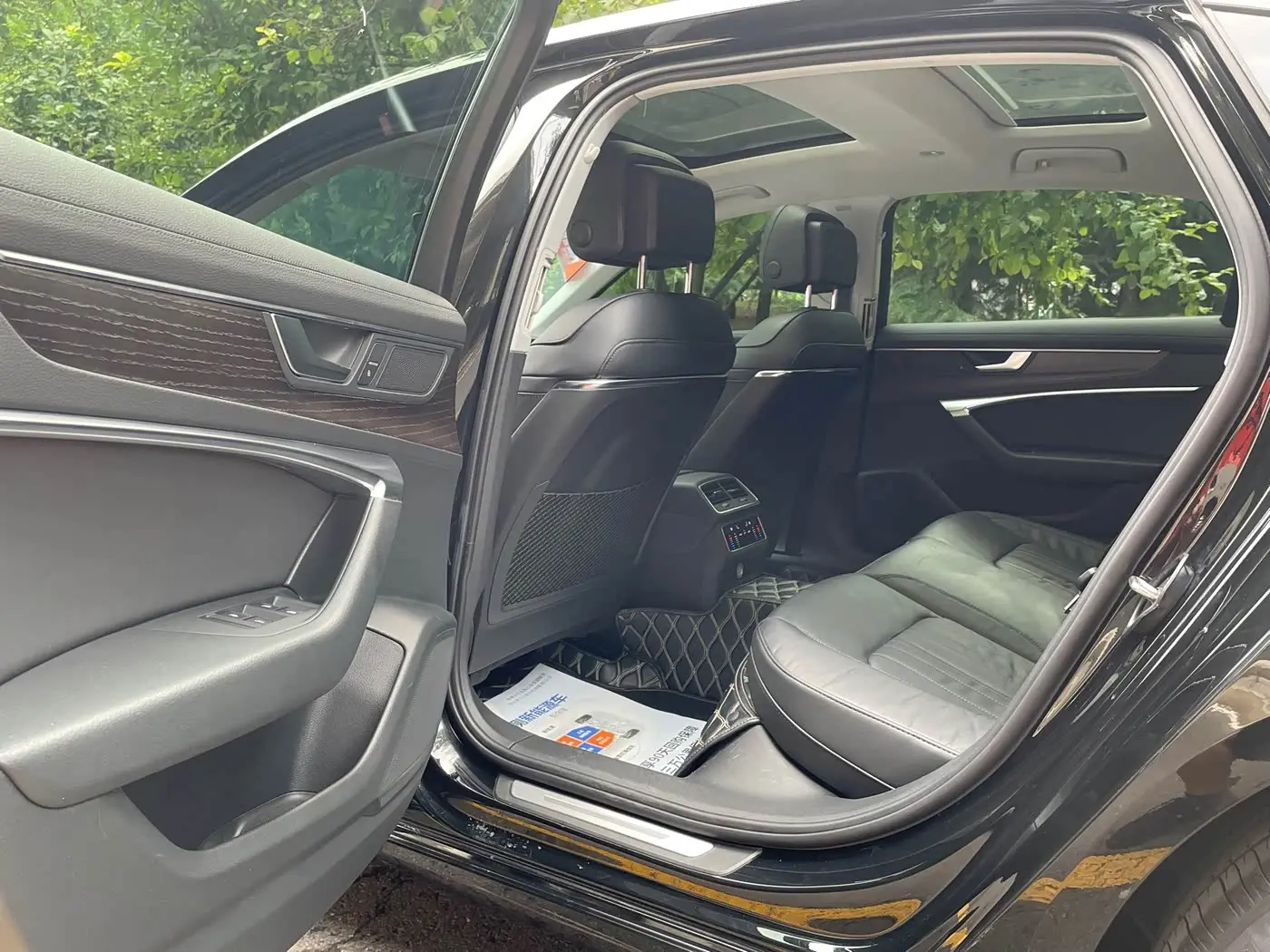 Audi A6L 2021 — Photo 6/16