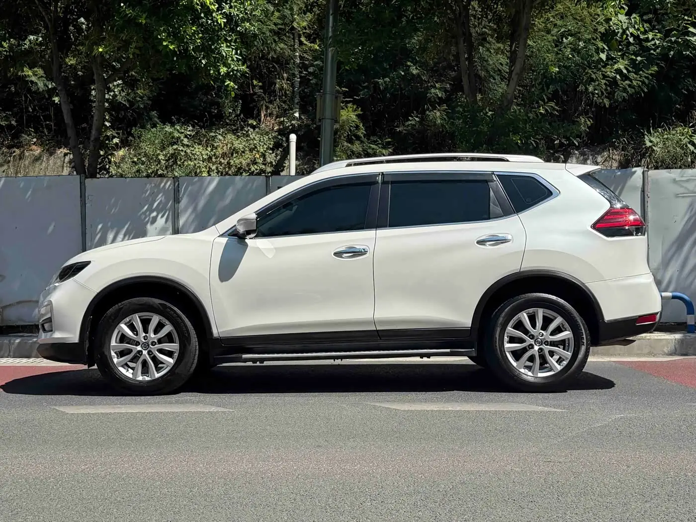 Nissan X-Trail 2023 — Фото 7/9