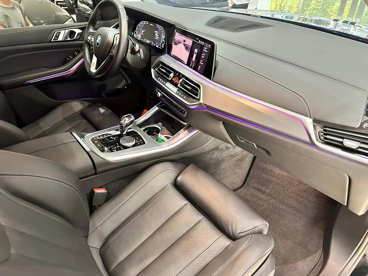 BMW X5 New Energy 2023 — Фото 17/20