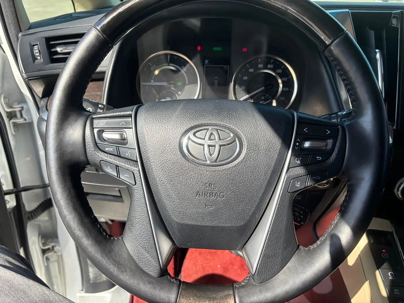 Toyota Vellfire 2021 — Photo 11/18