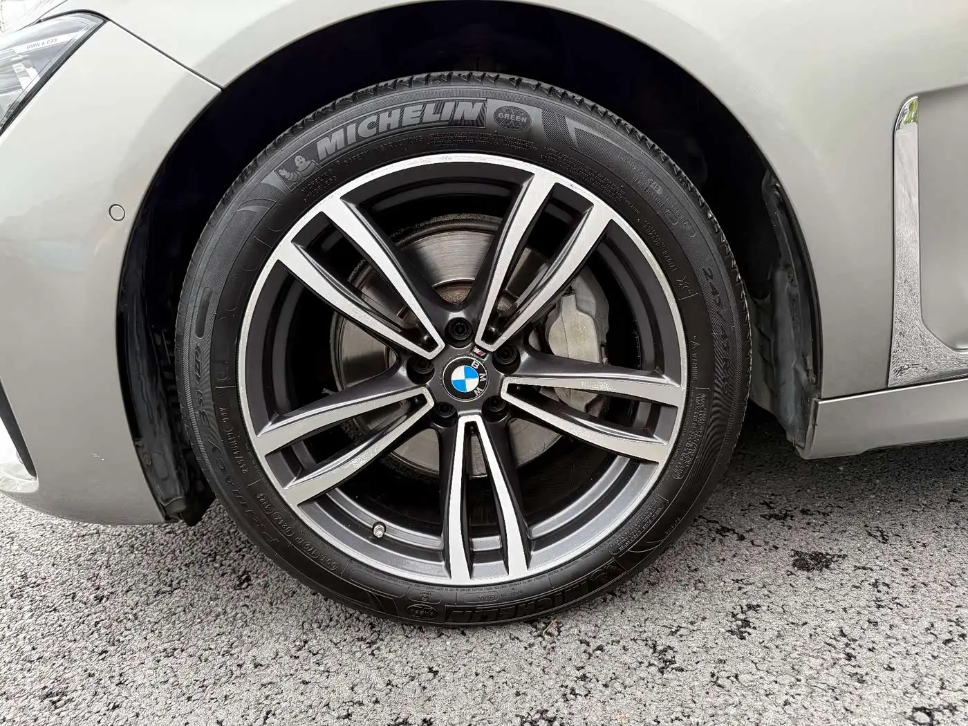 BMW 7 Series 2020 — Photo 11/15