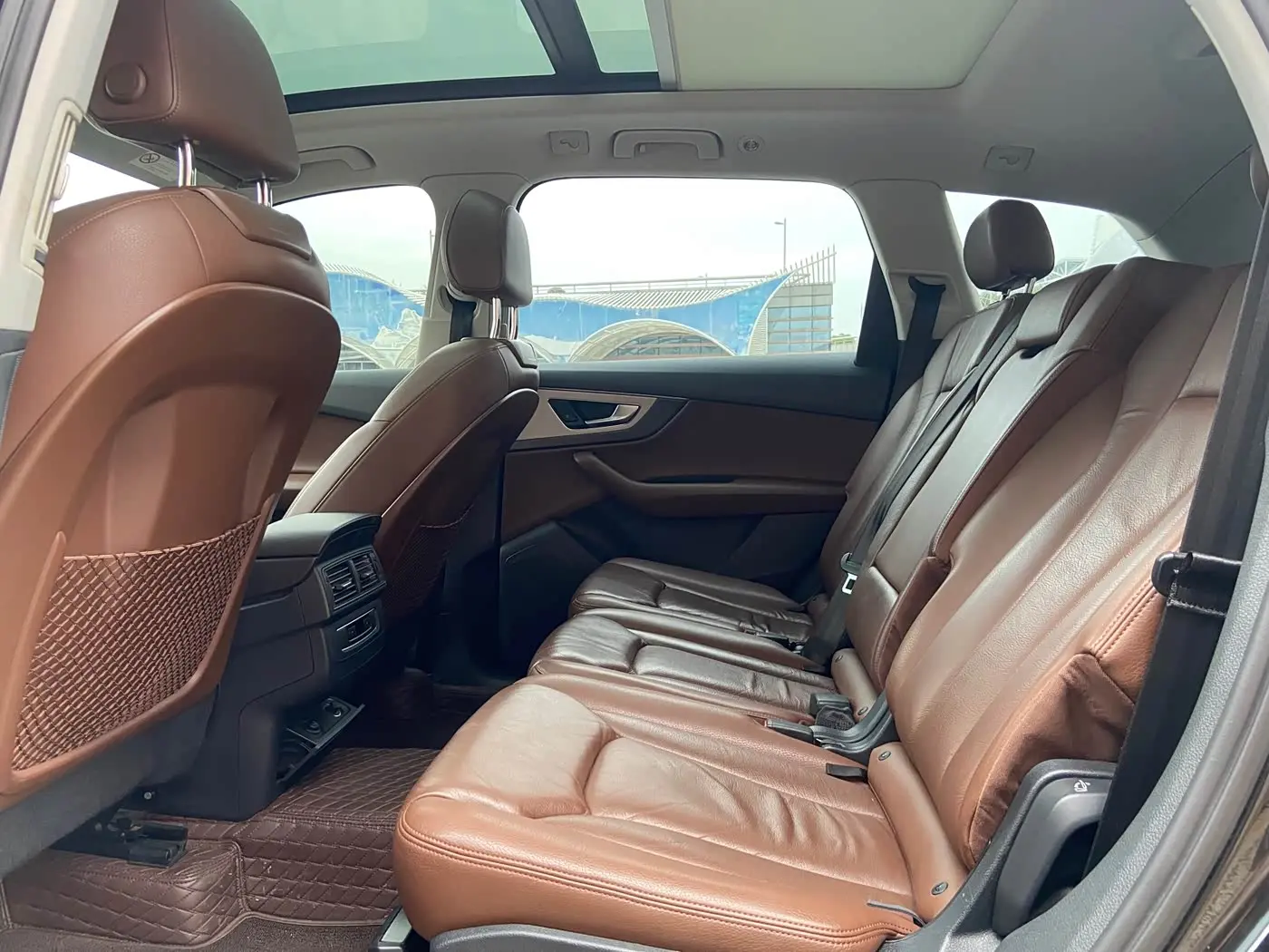 Audi Q7 2016 — Photo 7/10