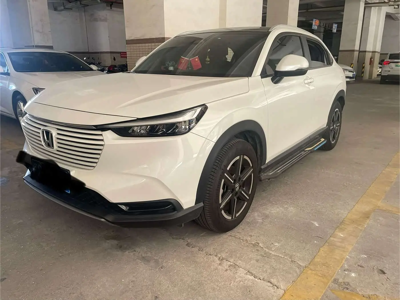 Honda Vezel 2023 — Фото 1/11