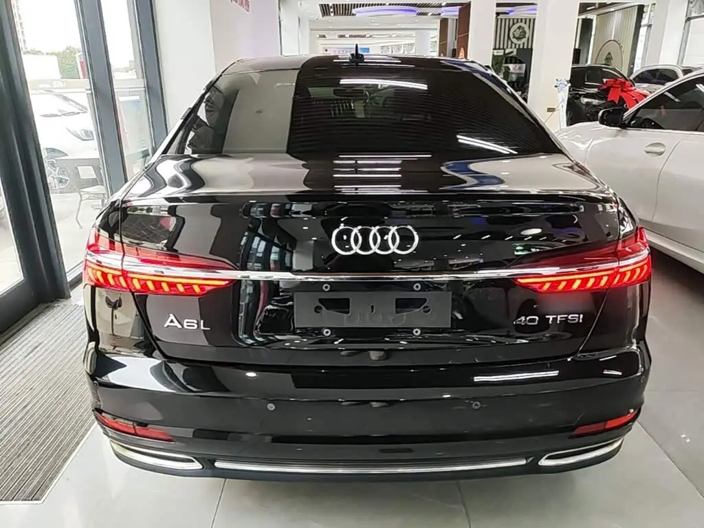 Audi A6L 2021 — Photo 6/20