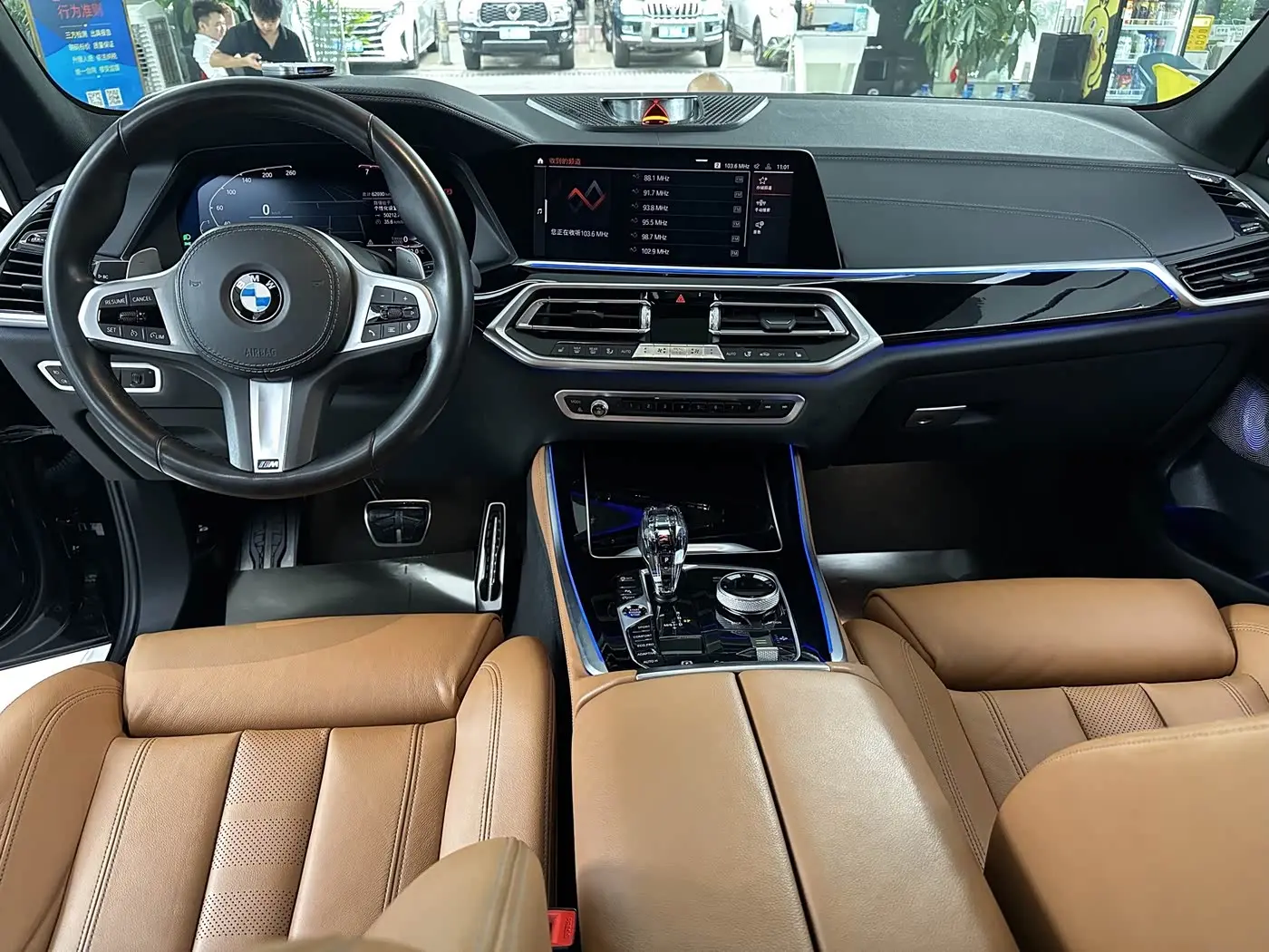 BMW X5 2020 — Фото 12/14