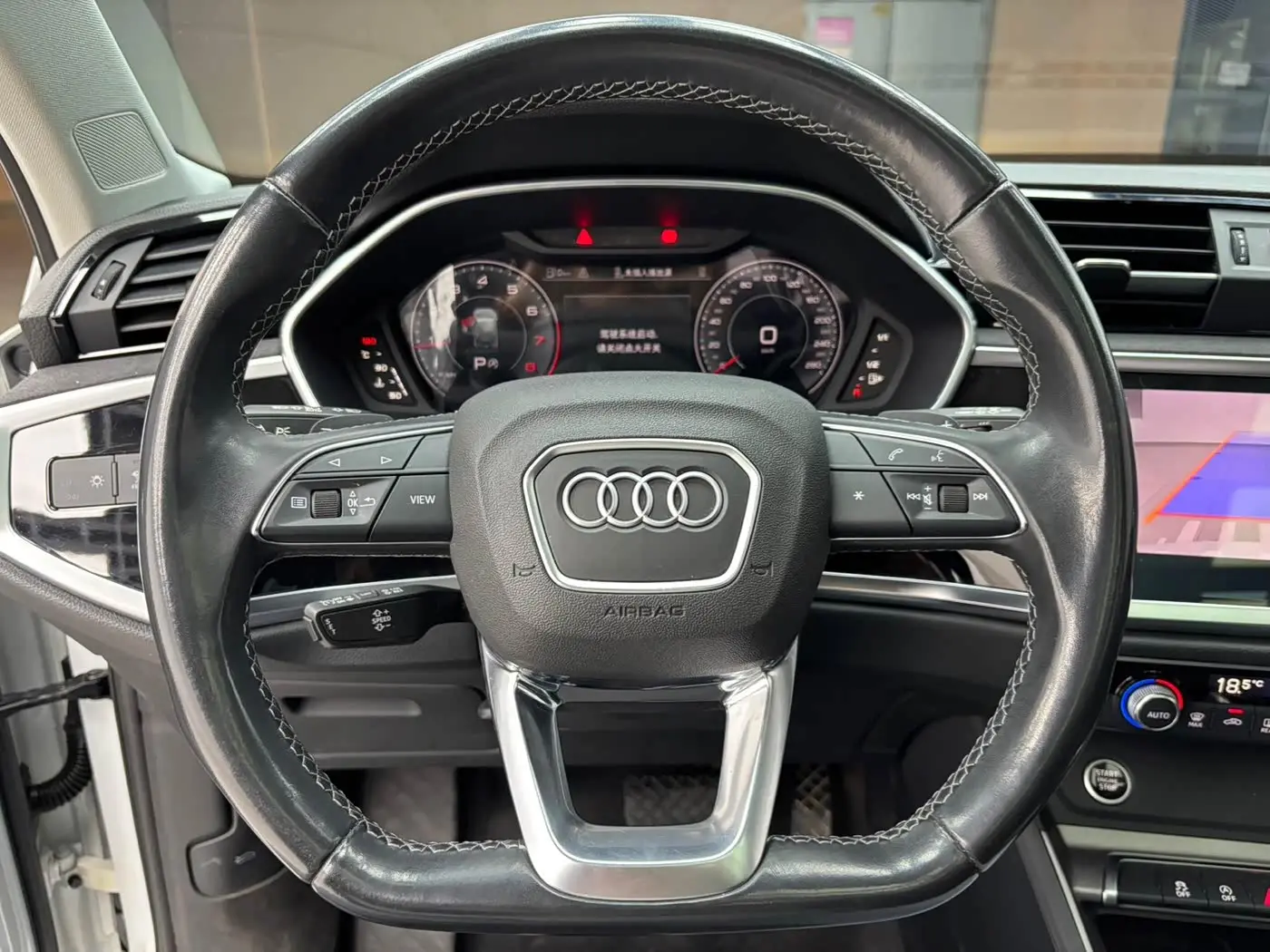 Audi Q3 2022 — Photo 11/17