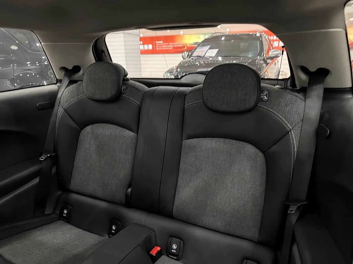 MINI MINI 2020 — Photo 16/20