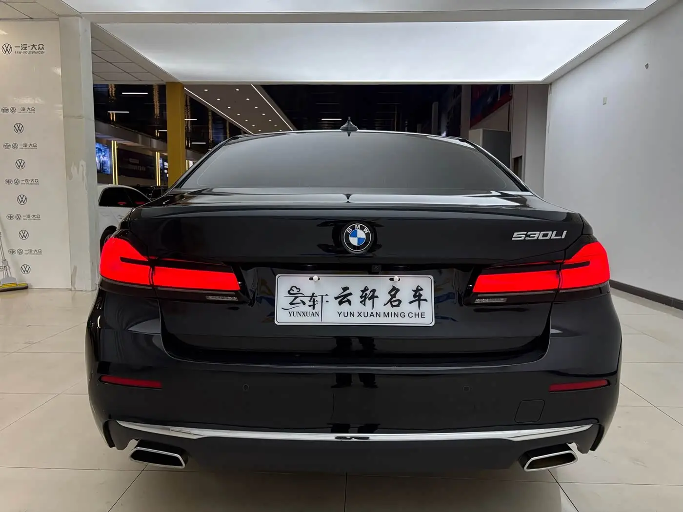 BMW 5 Series 2024 — Photo 6/20
