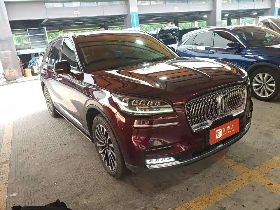 Lincoln Aviator 2020 — Photo 4/9