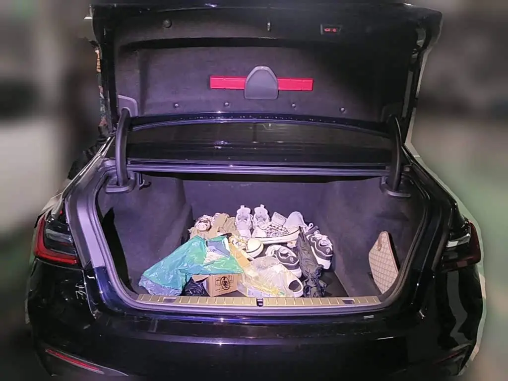 BMW 7 Series 2020 — Photo 13/15