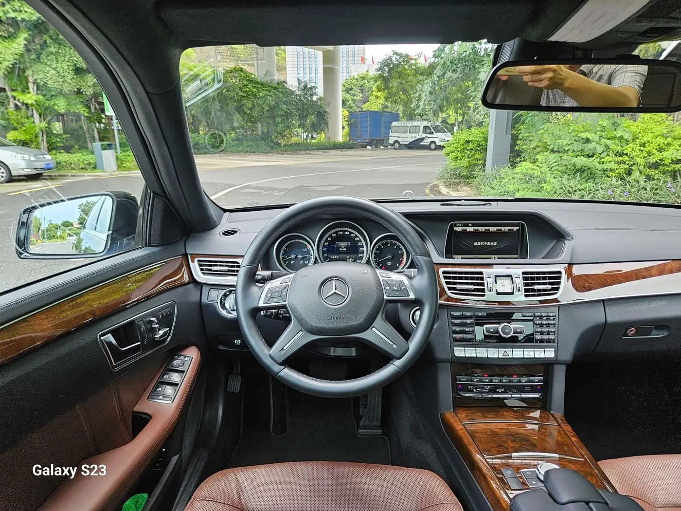 Mercedes-Benz E-Class 2014 — Фото 10/19