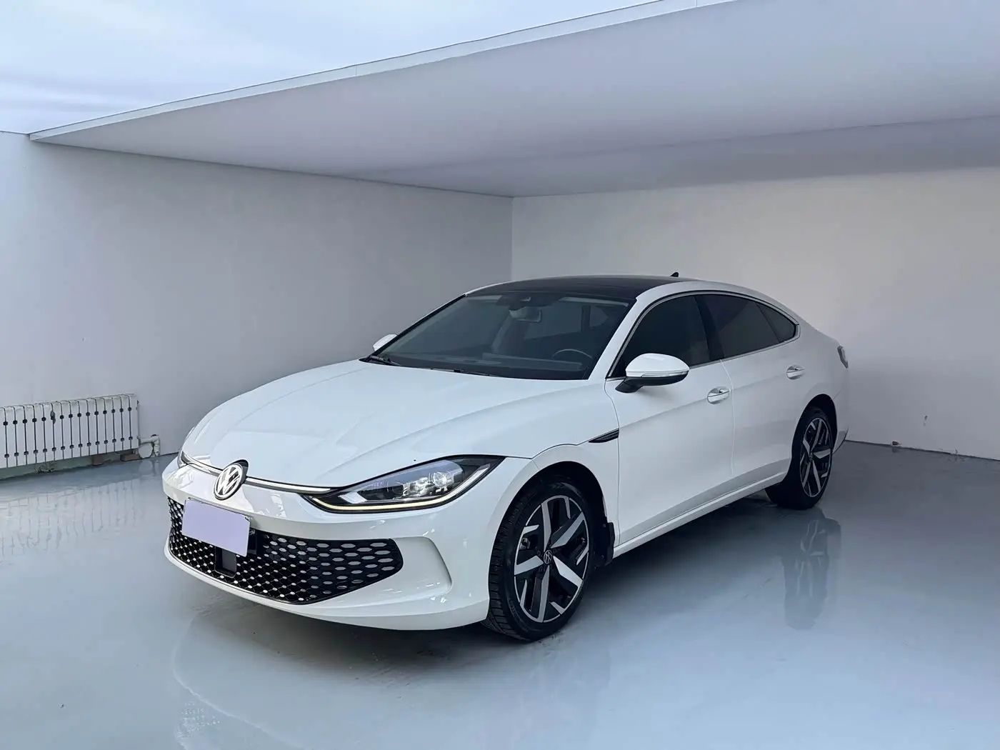 Volkswagen Lamando 2023 — Photo 1/20