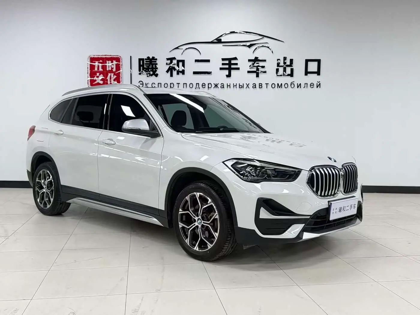 BMW X1 2022 — Фото 3/20