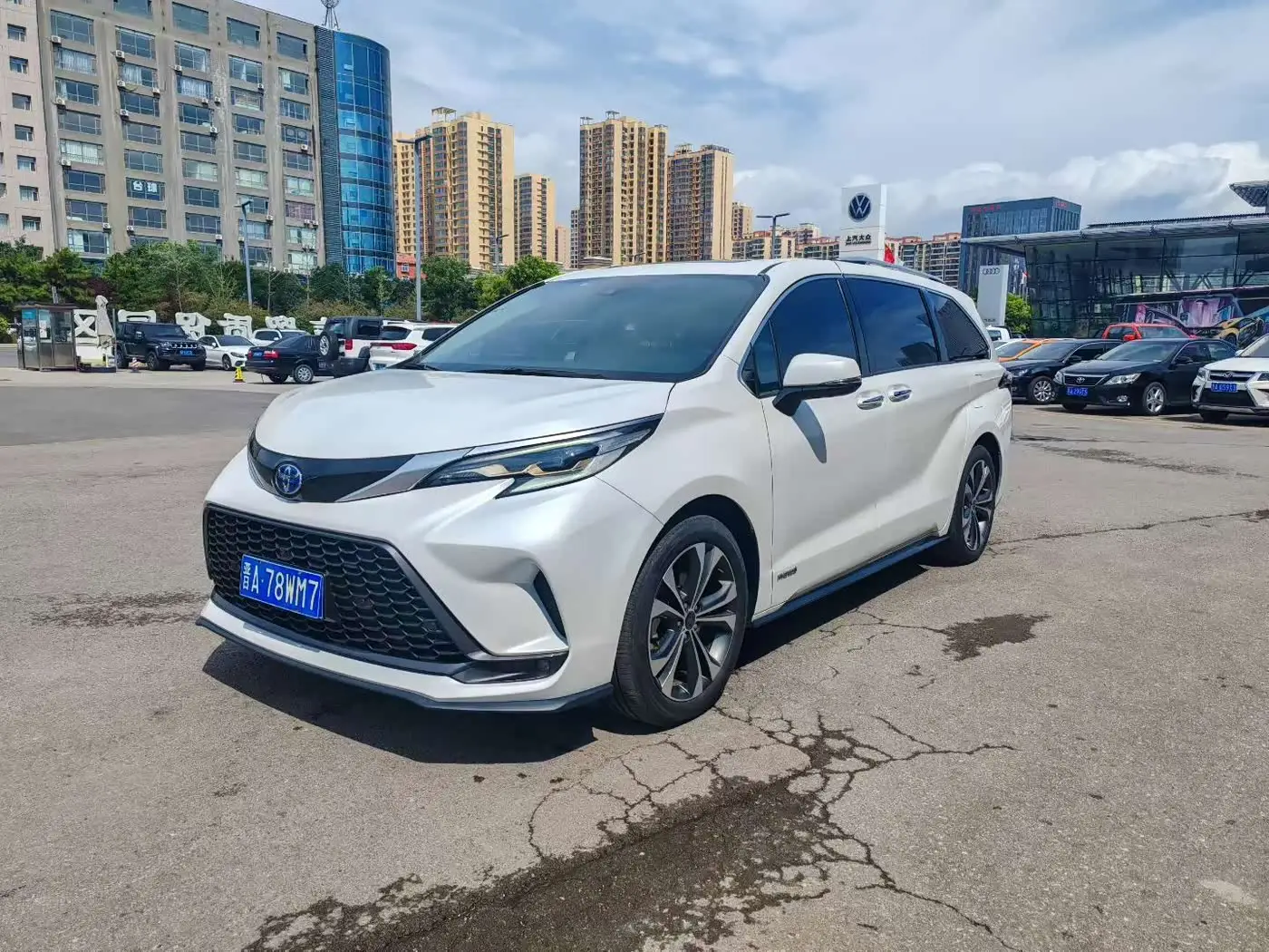 Toyota Granvia, 2023