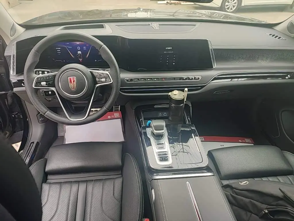 Hongqi H9 2025 — Photo 10/20