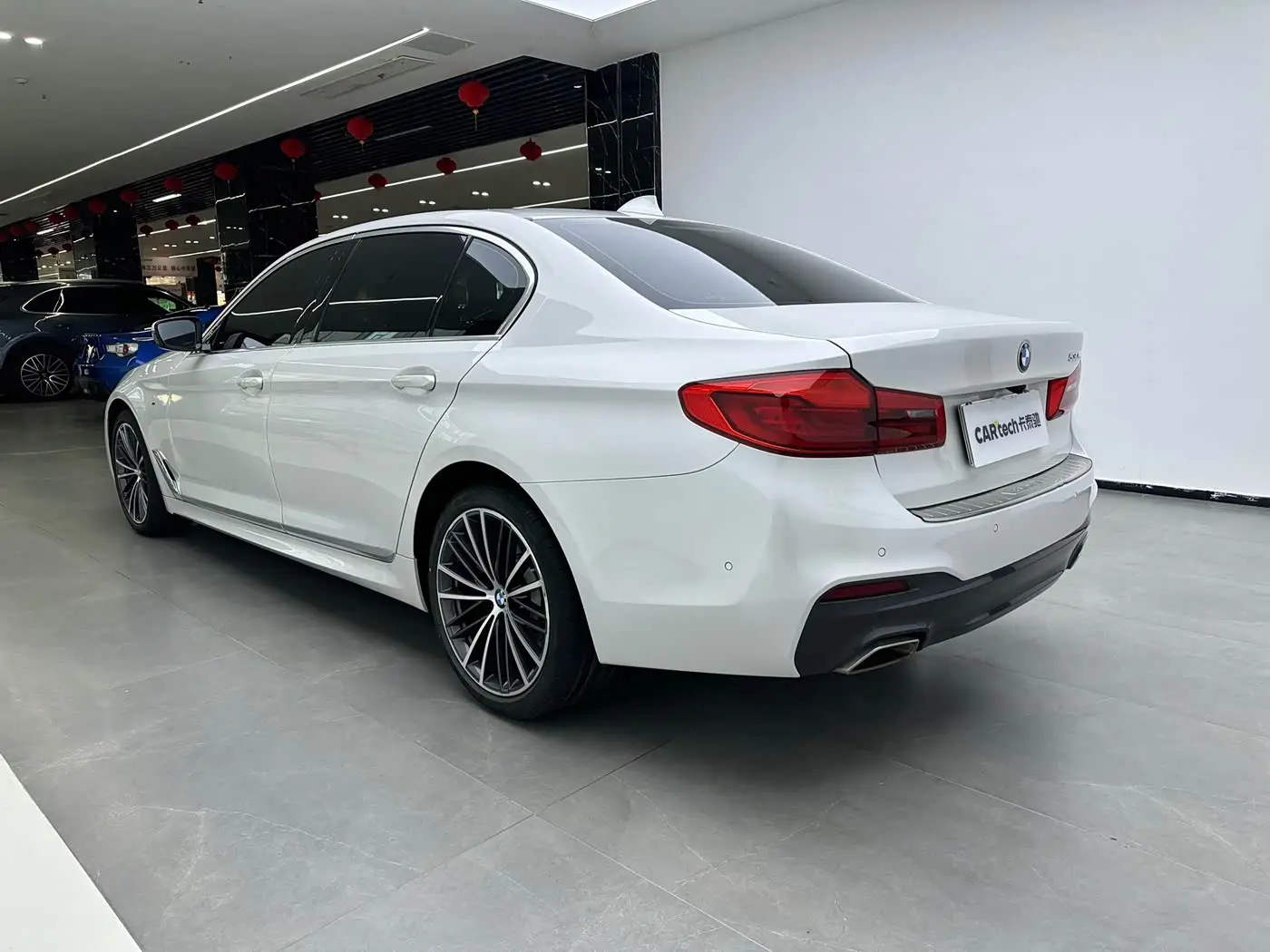 BMW 5 Series 2020 — Şəkil 9/20