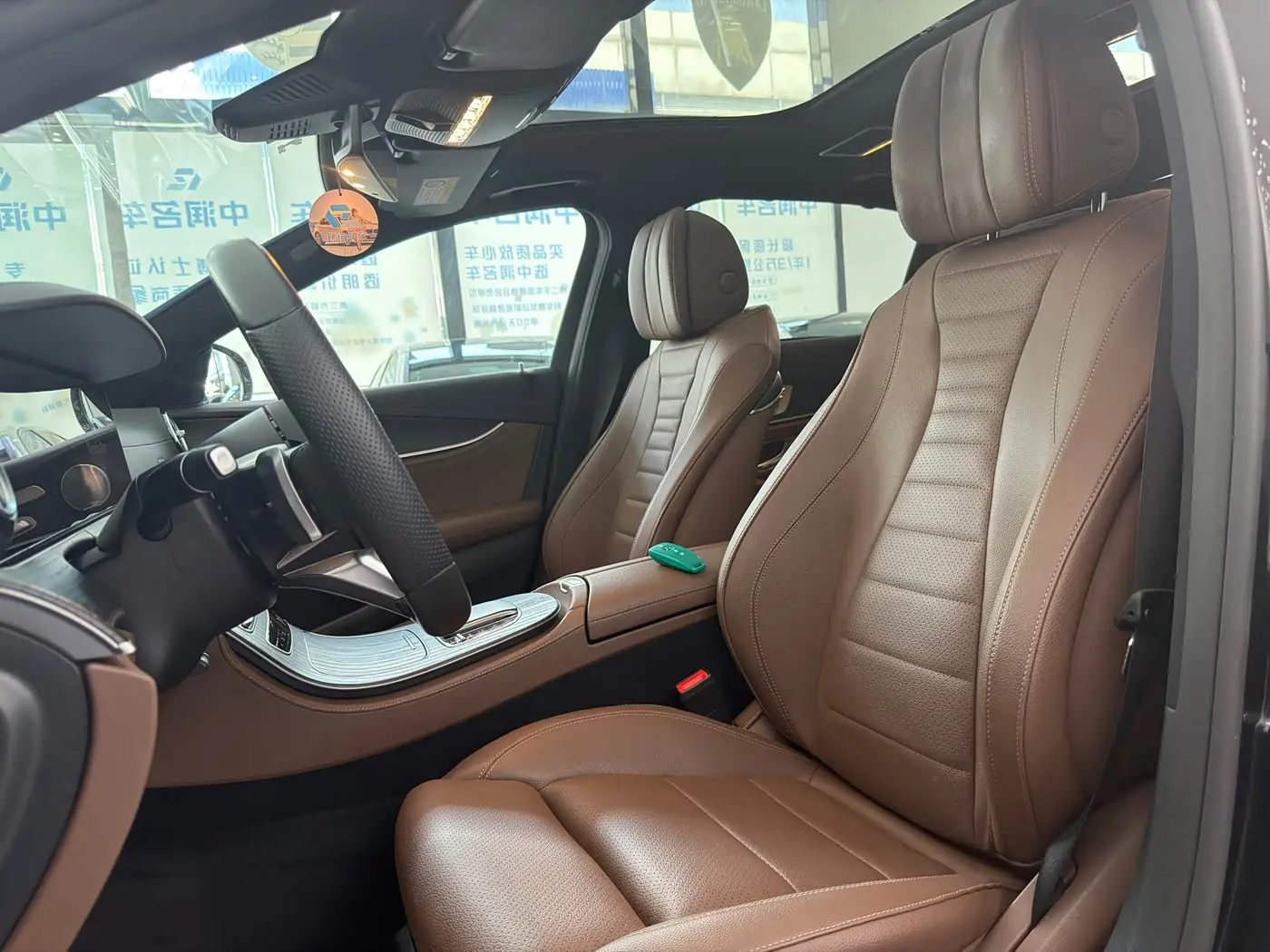 Mercedes-Benz E-Class 2022 — Şəkil 20/20