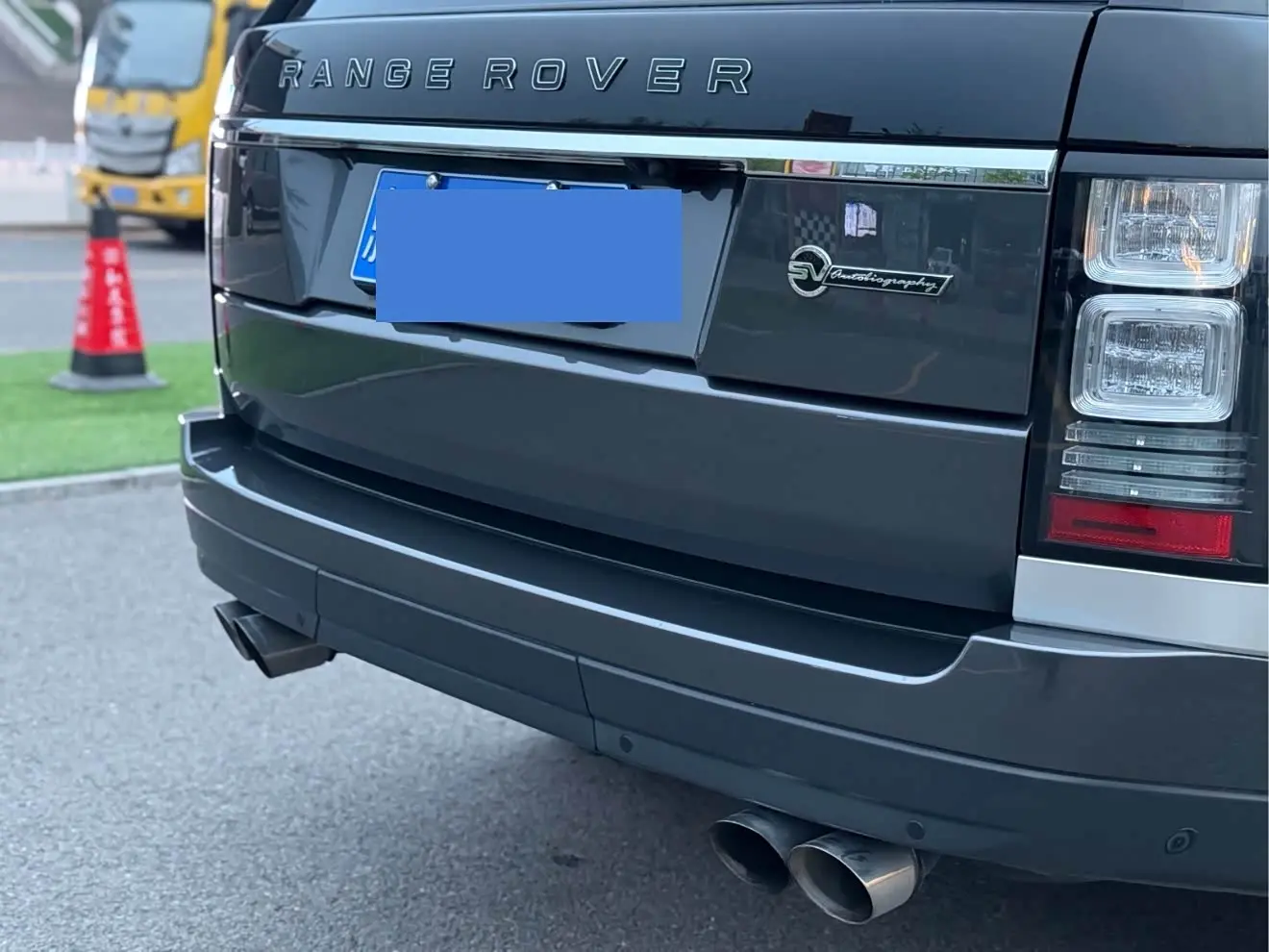 Land Rover Range Rover 2017 — Photo 18/18
