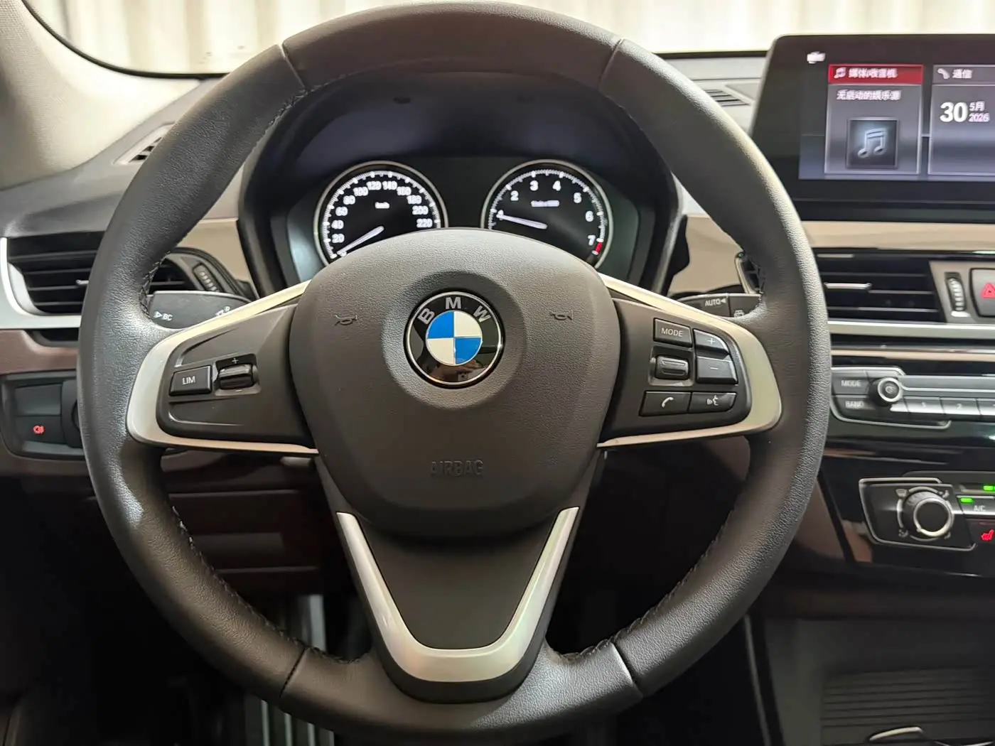 BMW X1 2023 — Фото 7/20