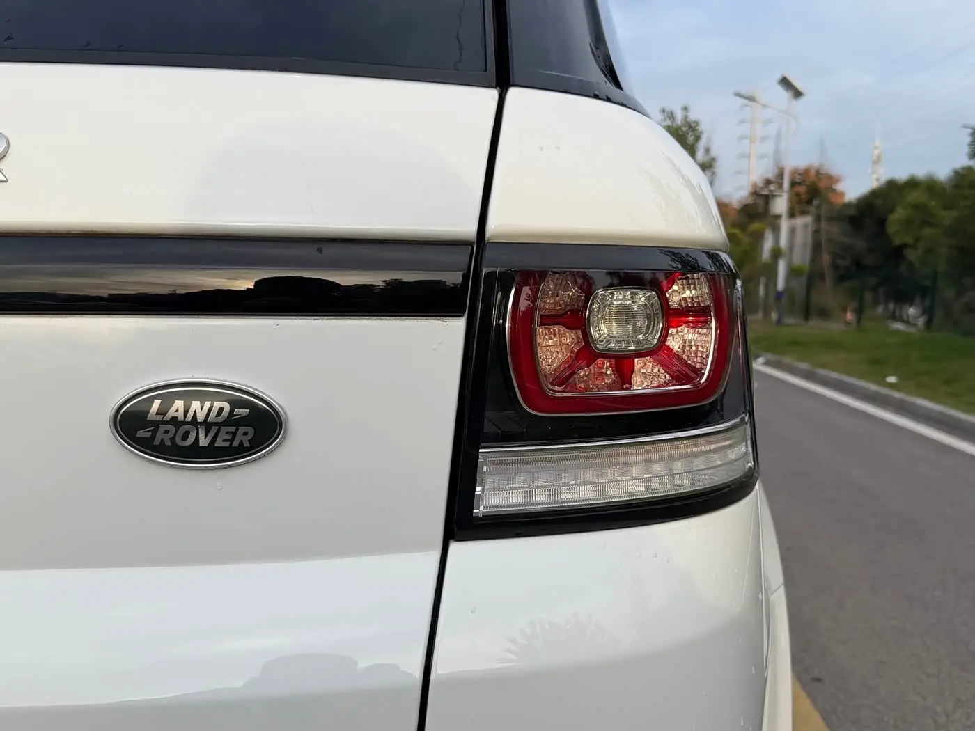 Land Rover Range Rover Sport 2015 — Photo 9/20