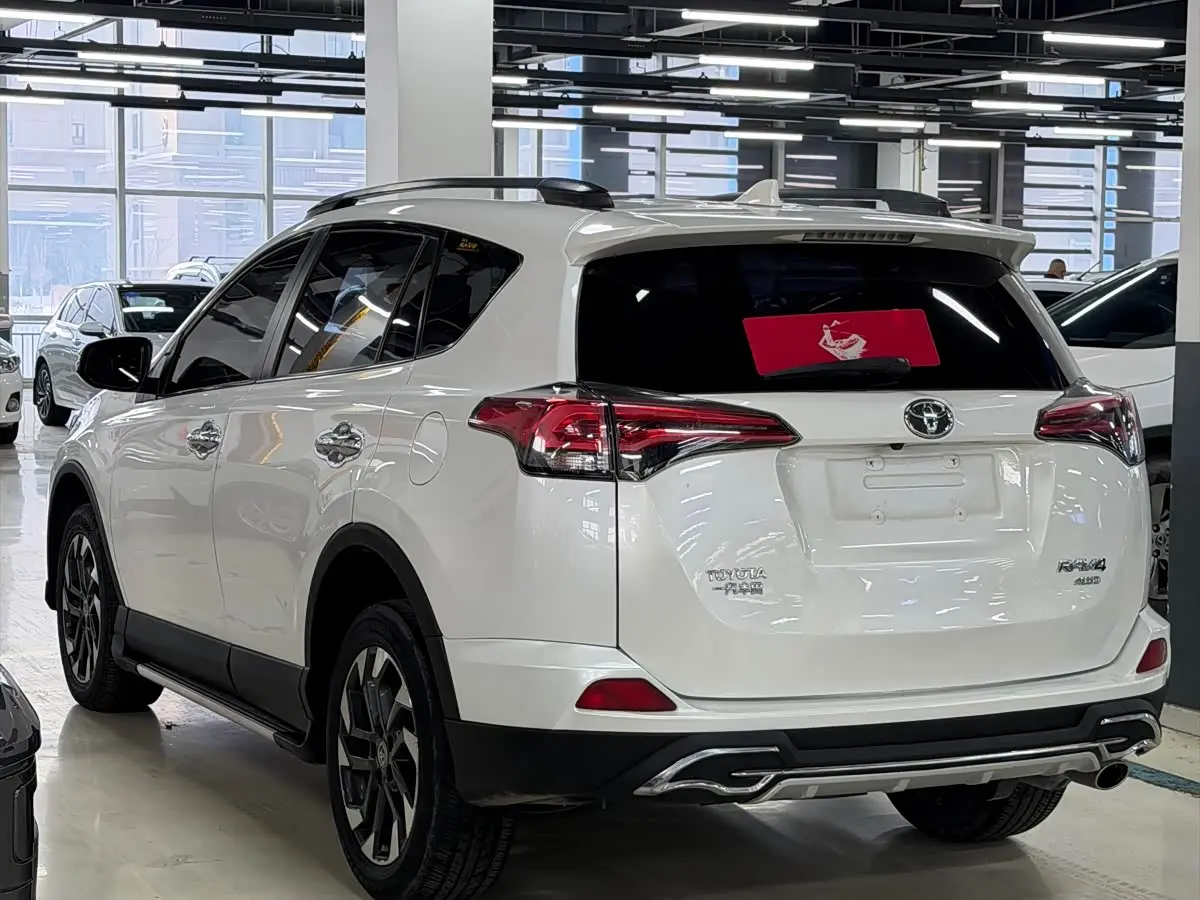 Toyota RAV4 Rongfang 2017 — Şəkil 7/9