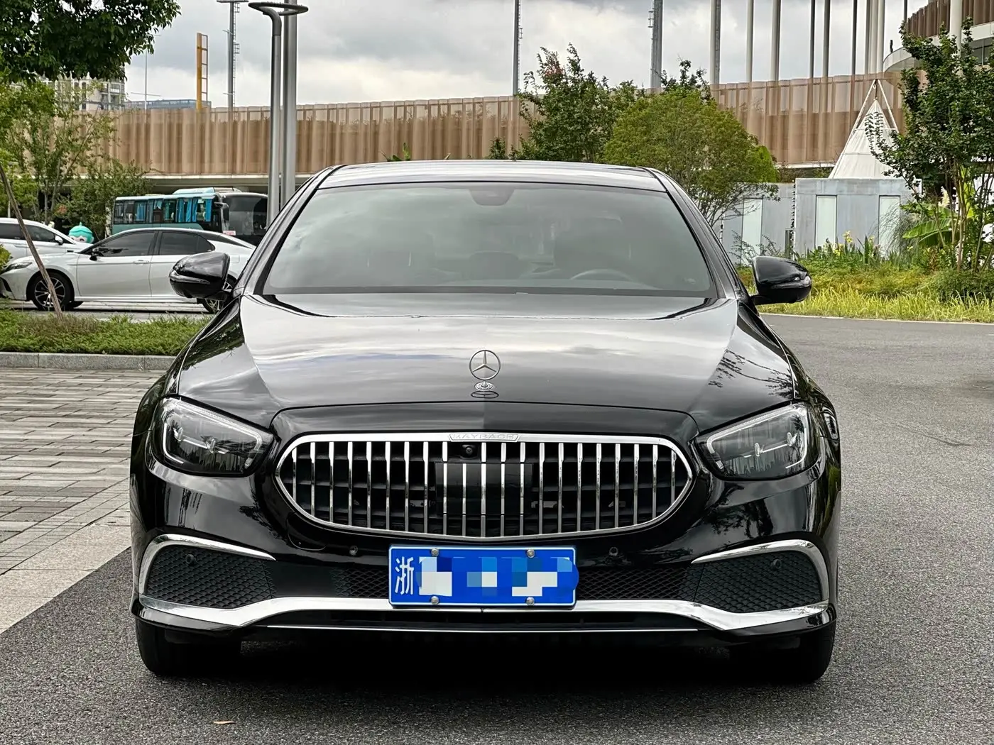 Mercedes-Benz E-Class 2021 — Фото 2/18