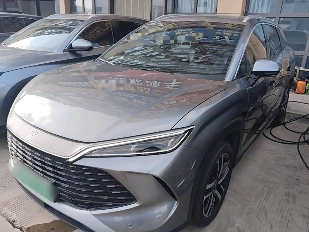 BYD Song L DM-i 2025 — Фото 2/20