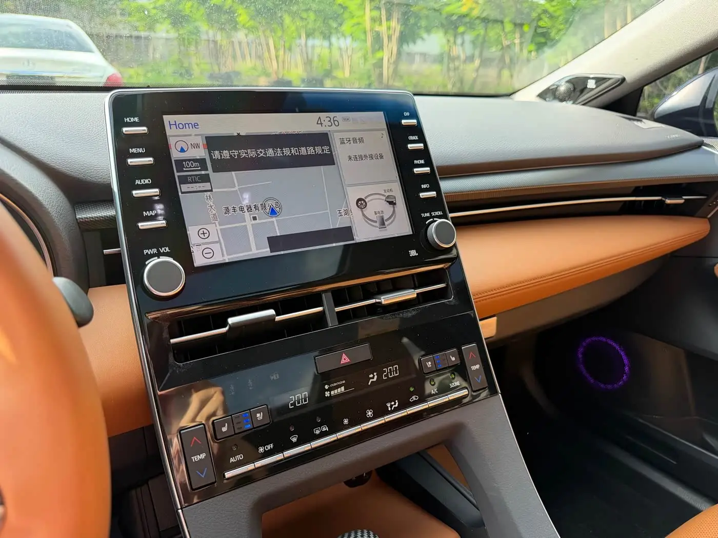 Toyota Avalon 2019 — Фото 13/20
