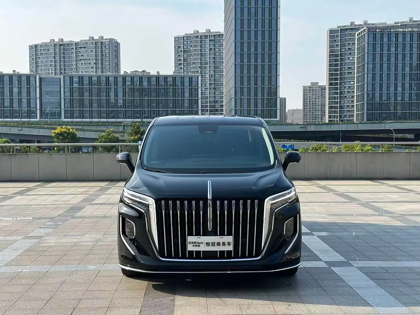 Hongqi HQ9 2023 — Фото 2/14
