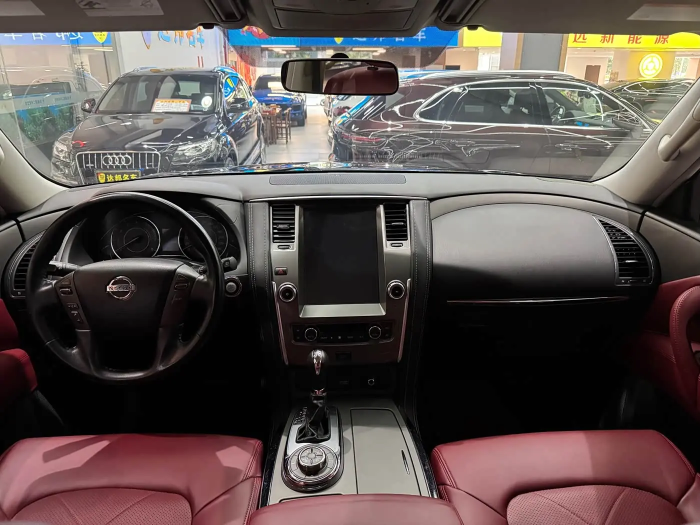Nissan Patrol 2019 — Photo 9/17
