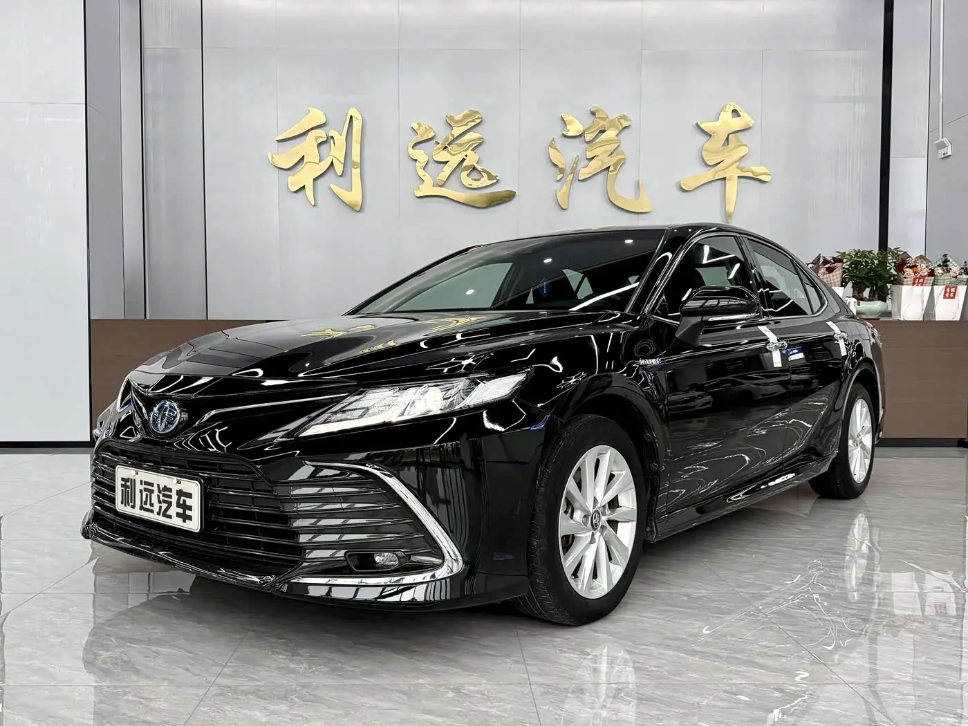 Toyota Camry 2022 — Şəkil 1/17