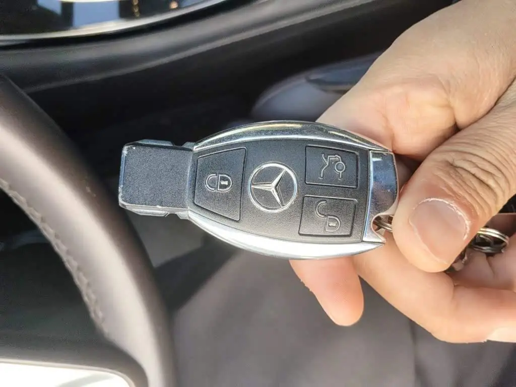 Mercedes-Benz GLC 2018 — Фото 9/20