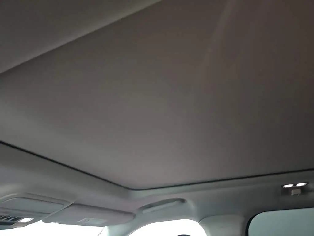 Ford Explorer 2020 — ფოტო 14/20