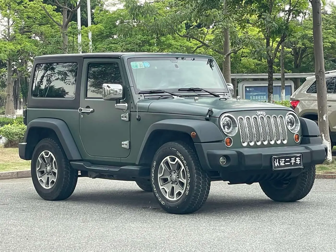 Jeep Wrangler 2013 — Фото 3/9