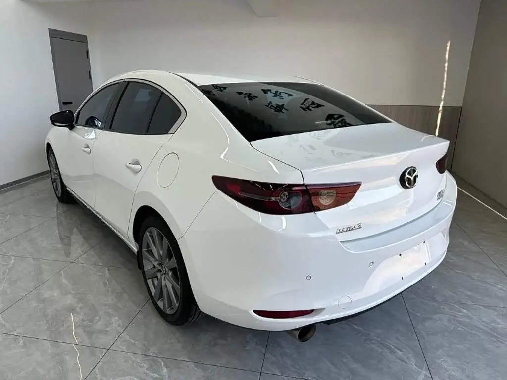 Mazda Mazda3 Axela 2023 — Şəkil 4/13