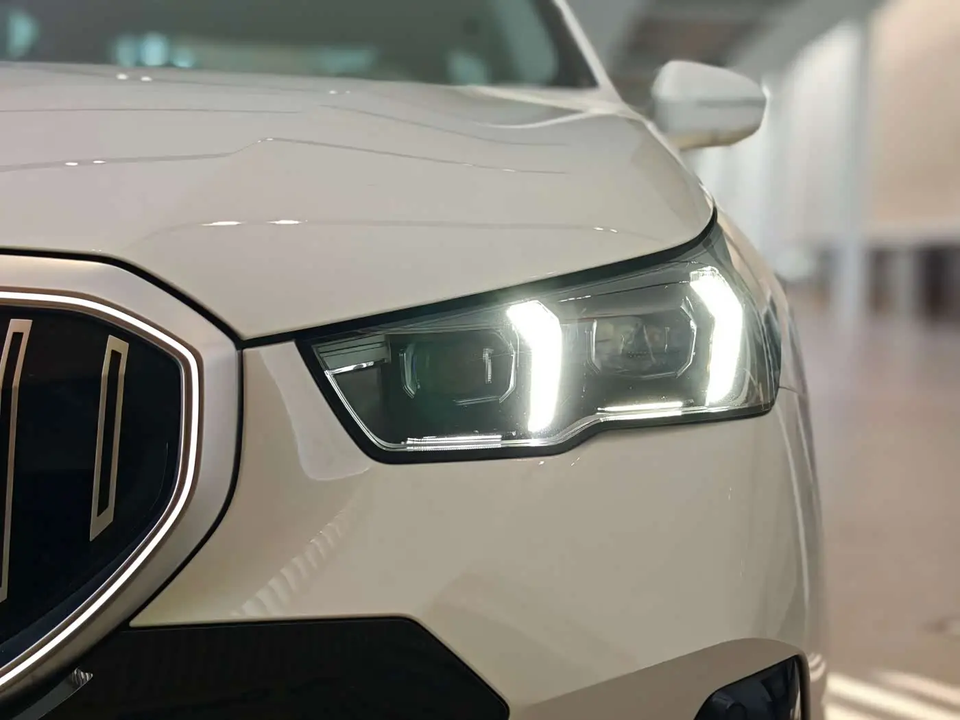 BMW 5 Series 2025 — Photo 10/20