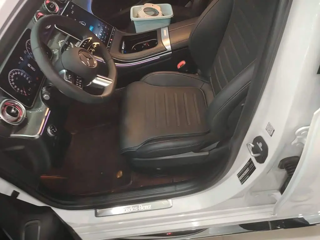 Mercedes-Benz C-Class 2024 — Şəkil 8/18