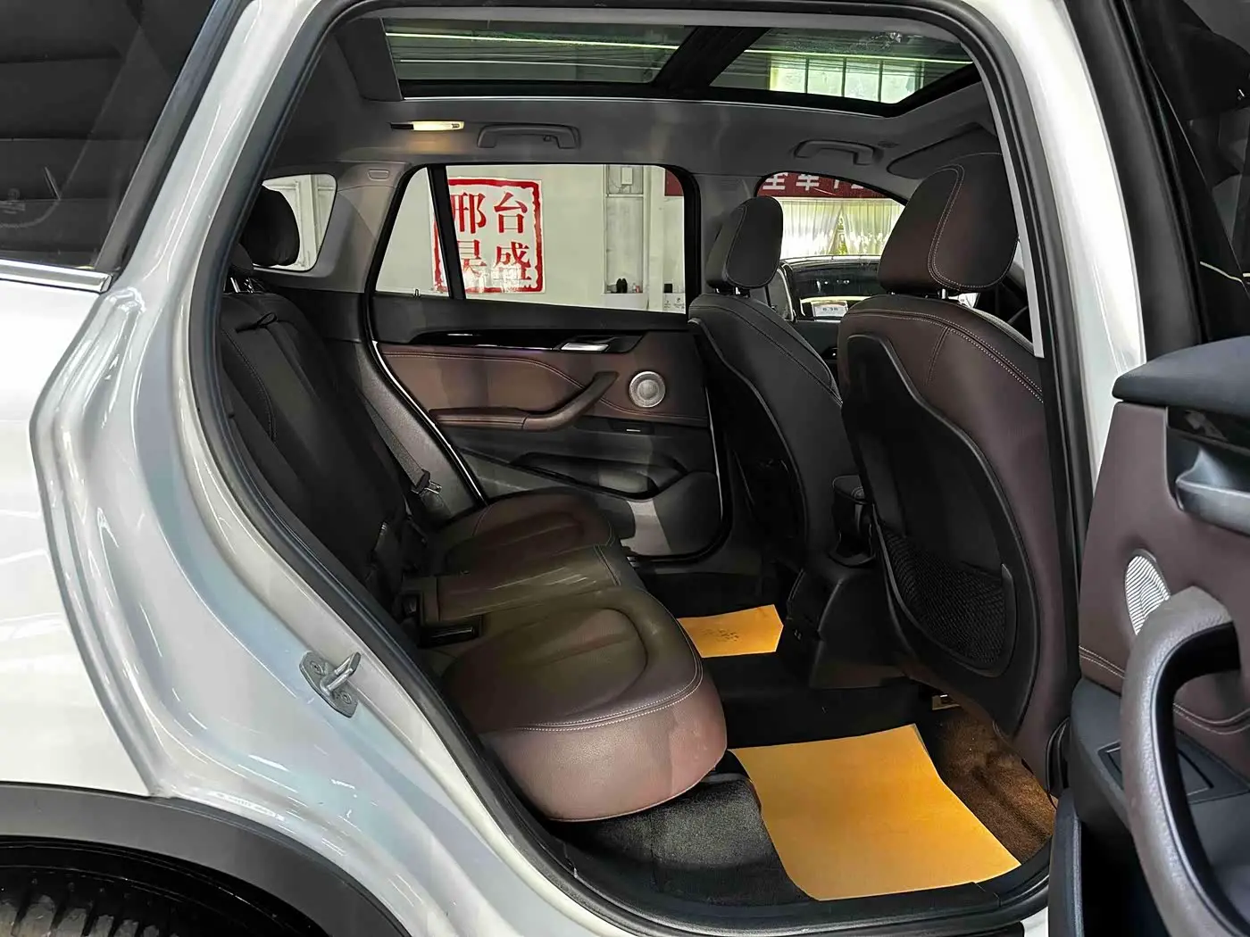 BMW X1 2021 — Photo 15/17